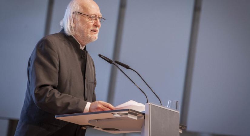 Bemutatjuk Krasznahorkai Lászlót, az irodalmi Nobel-díj új kitüntetettjét