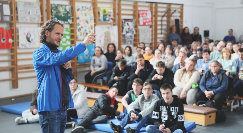Rakonczay Gábor szerint mindenki többre képes annál, mint amit magáról gondol (videóval)