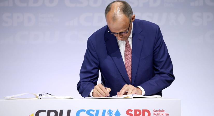 Spórolni kell, ezért keresztény ünnepeket törölnének el Németországban!