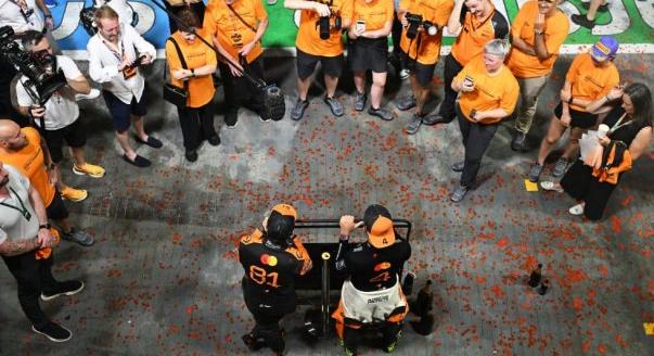 F1Stat: 10 bajnoki cím, 0 kieső, 30–0