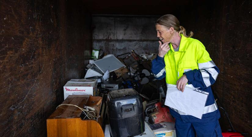 Mi kerülhet a konténerbe? – Van, amiért még fizetnek is a hulladékudvarban