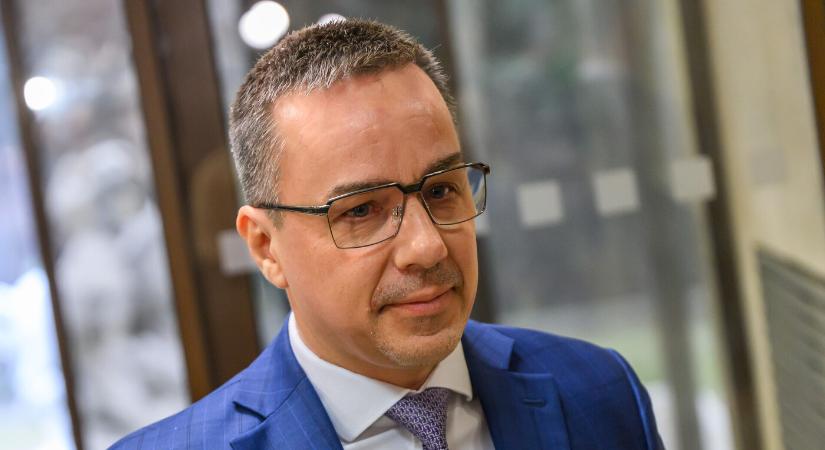 Régi program új csomagolásban? A Hlas ismét segítséget ígér a fiataloknak