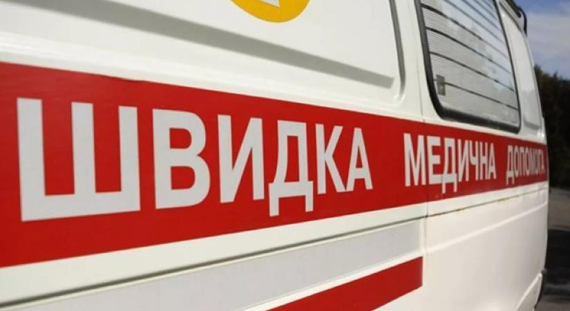Cserkasziban meghalt egy epilepsziás férfi, miközben katonaorvosi vizsgálatra várva kiesett a buszból és beverte a fejét