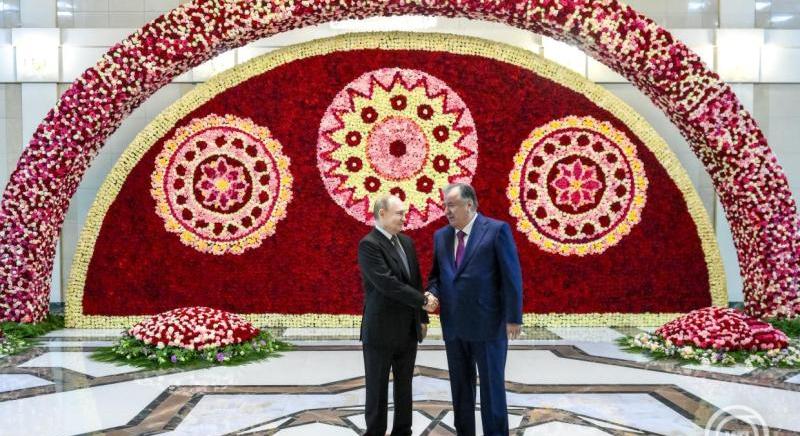 Vlagyimir Putyin: Moszkva igyekszik tevékenyen hozzájárulni a gázai rendezéshez