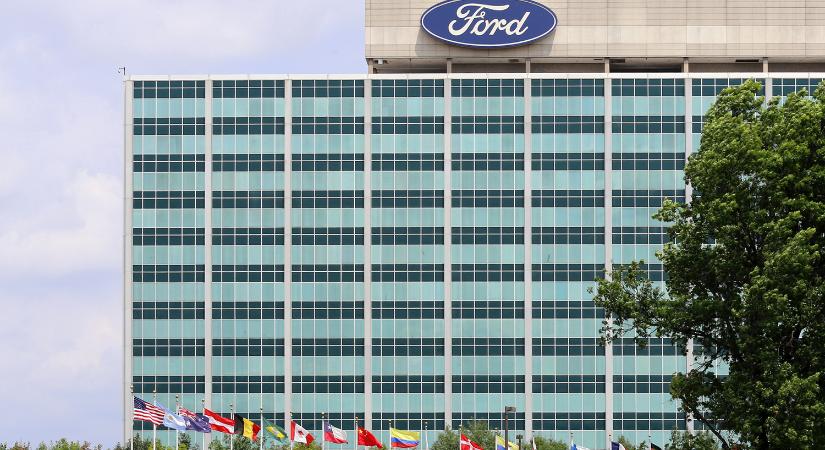 Lázadás tört ki a Fordnál, trágár üzenetek lepték el a képernyőket