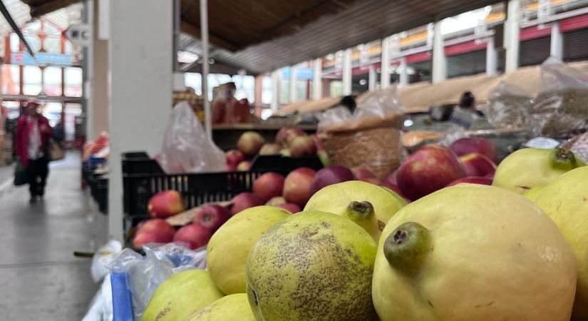 Vitaminbomba a piacról: ez a csodagyümölcs méregtelenít, nyugtat és erősíti a szívet is