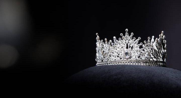 Furcsa szépségversenyt rendeznek Thaiföldön: a résztvevőknek a szőrét is pontozzák