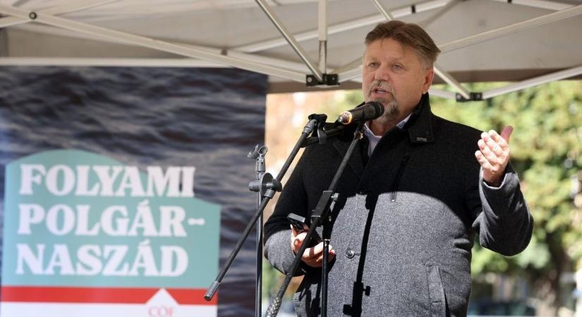 Húszezer nyugdíjason segít a kormány