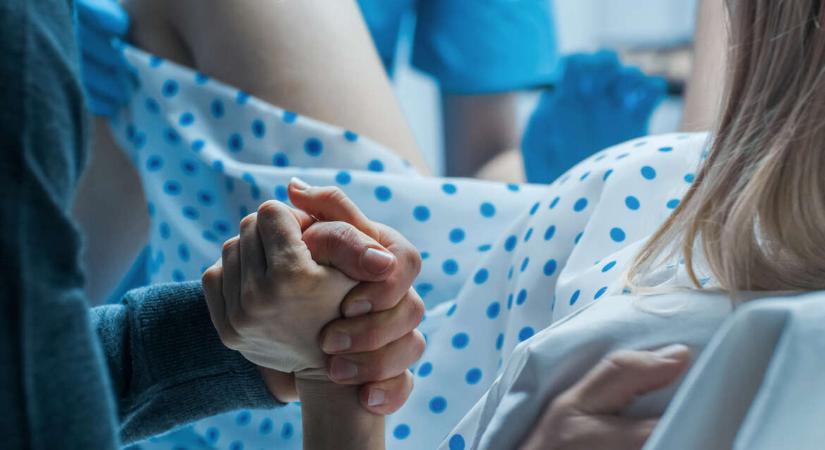 Nem ügyvéd, nem testőr, hanem társ: az apa helye a szülésnél