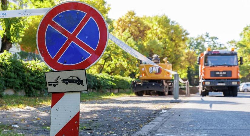 Parkolókat újítanak fel ezen a debreceni városrészen