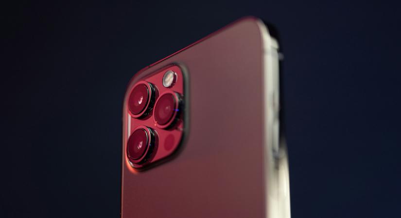 Meglepő eredményt hozott az iPhone 80%-os töltési kísérlete
