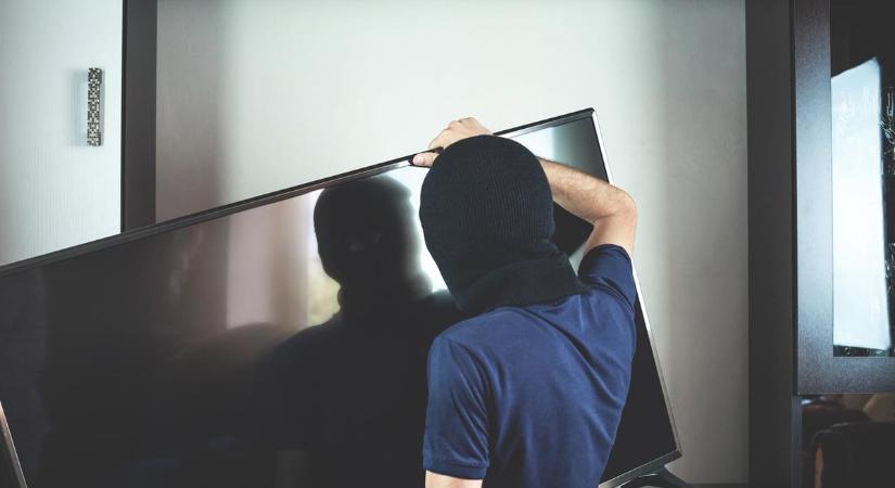 Visszavitte a tolvaj lopott tévét, miután nem tudta eladni