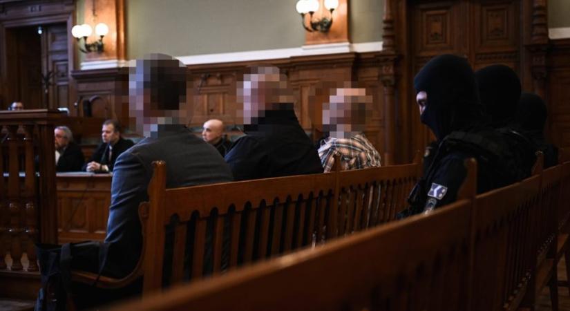 Katzenbach-gyilkosság: Években mérhető hosszabb fegyházbüntetést kért a fellebbviteli főügyészség Curtis testvérére és társaira