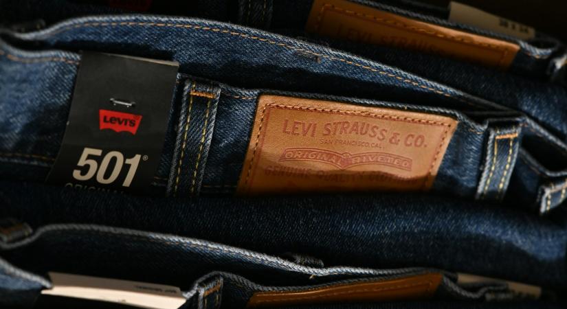 Megugrott az amerikai Levi Strauss negyedéves profitja