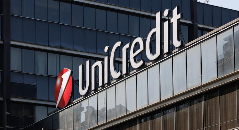 Ilyen döntést még nem hozott a bíróság: 40 millió forintot fizethet vissza a bank egy devizahitelesnek