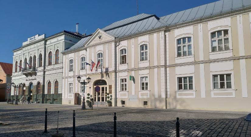 Több pénz jut az iskolákra és a lakótelepekre Rimaszombatban