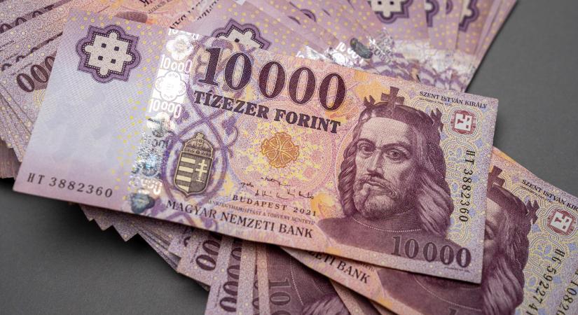 A kormány választás előtti költekezései tovább növelik a hiányt, figyelmeztet a Költségvetési Tanács