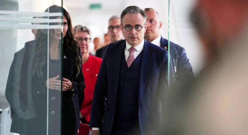 Merényletet hiúsítottak meg a belga miniszterelnök ellen
