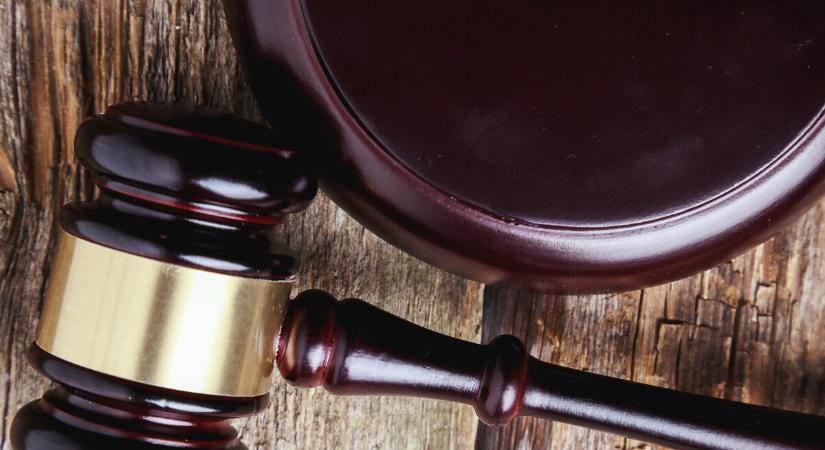 Csaknem százmilliós csalás miatt emeltek vádat egy zalai pénzügyi tanácsadó ellen