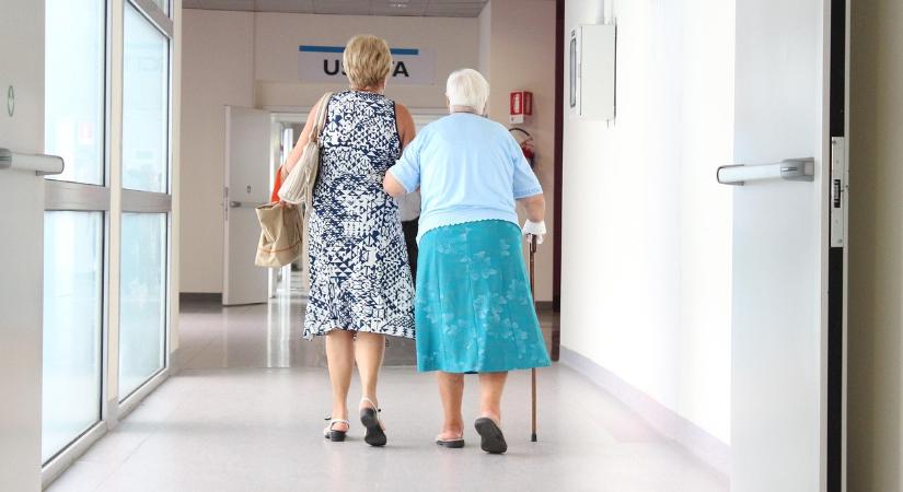 Most jött a hír: változik a nyugdíj melletti munka szabálya