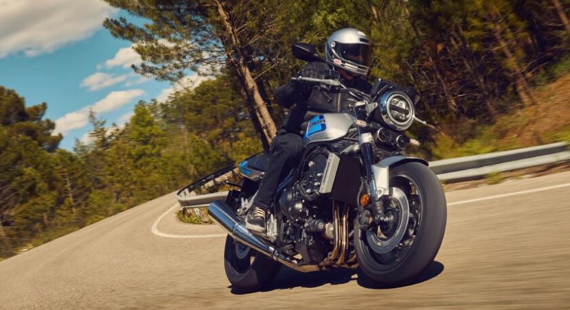 Csodaszép retrómotor a Hondától - Végre megérkezett!