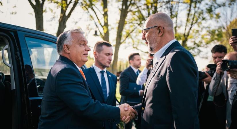 Orbán Viktor az RMDSZ kongresszusán: 2026 áprilisában a hazának szüksége lesz az erdélyi magyarokra
