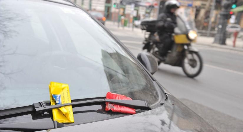 Parkolási bírság, elfelejtett számla? Megszólalt az ügyvéd, nem mindig kell befizetni a régebbi tartozásokat!
