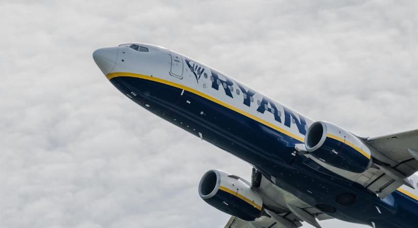 Egy Ryanair-gép tankjában már csak 6 percre elég üzemenyag volt, mire sikerült kényszerleszállást végrehajtania
