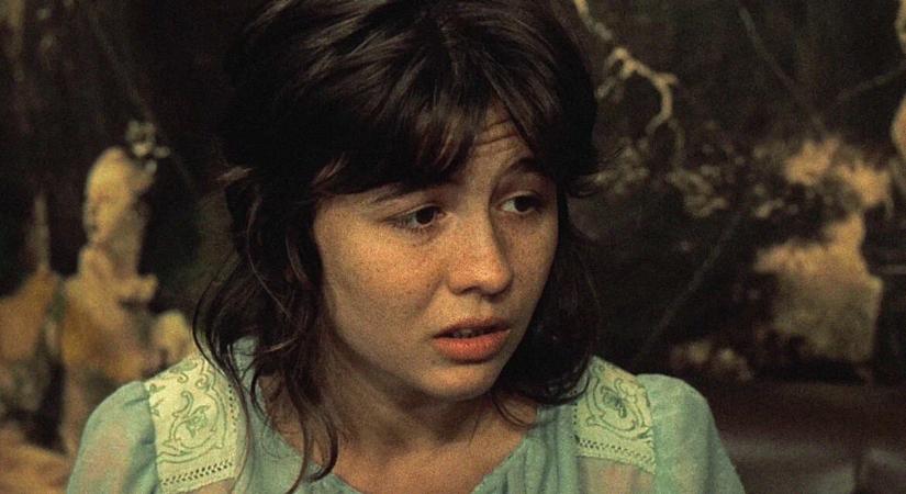 „Maga megőrzött valamit a gyerekkorából, mi már megtanultunk hazudni” – Monori Lili 80 éves