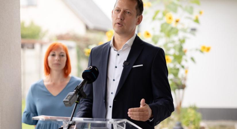 A kormány célja, hogy munkát és jövőt biztosítson a gyermekvédelemből kikerülőknek