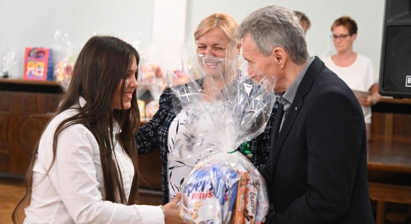 Kiderült, kié a legszebb konyhakert: díjakat adtak át a szolnoki vármegyeházán – galériával