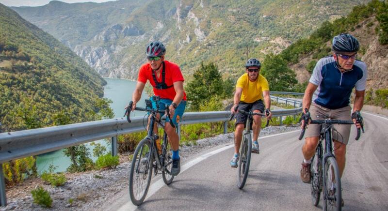 A Balkán titkos csodája: 5500 km-es bicikliút vezet Európa legszebb tájain át