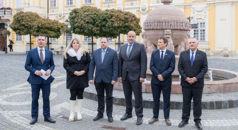 Választás 2026: bemutatta Fejér vármegyei jelöltjeit a Mi Hazánk