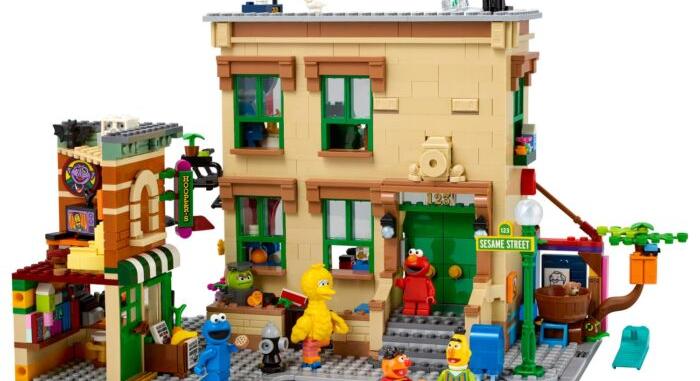 Döbbenetes Lego-óriást építettek Angliában!