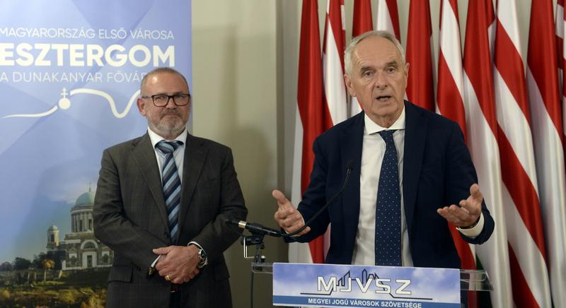 Jövőre is rezsicsökkentettek lesznek az energiadíjak