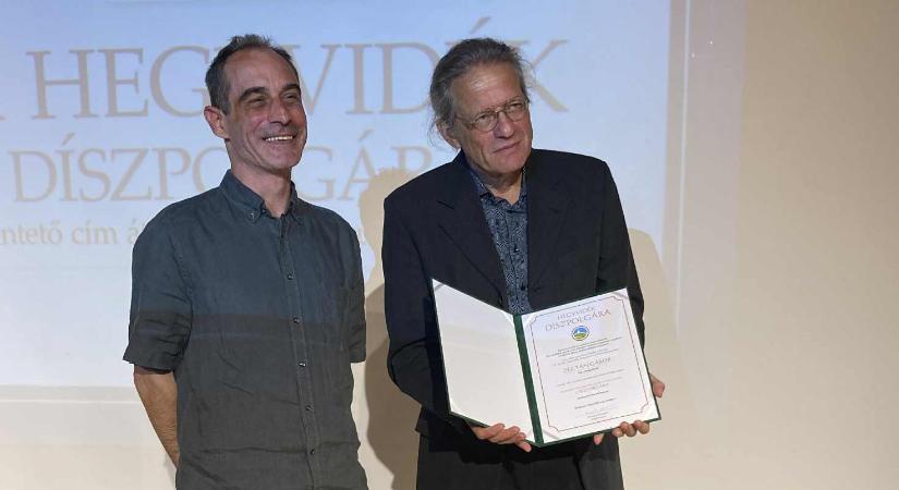 Gúnyos köszönet Orbánnak