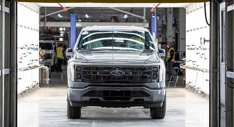 Egy hétre leáll a Ford e-autós gyára egy tűz miatt