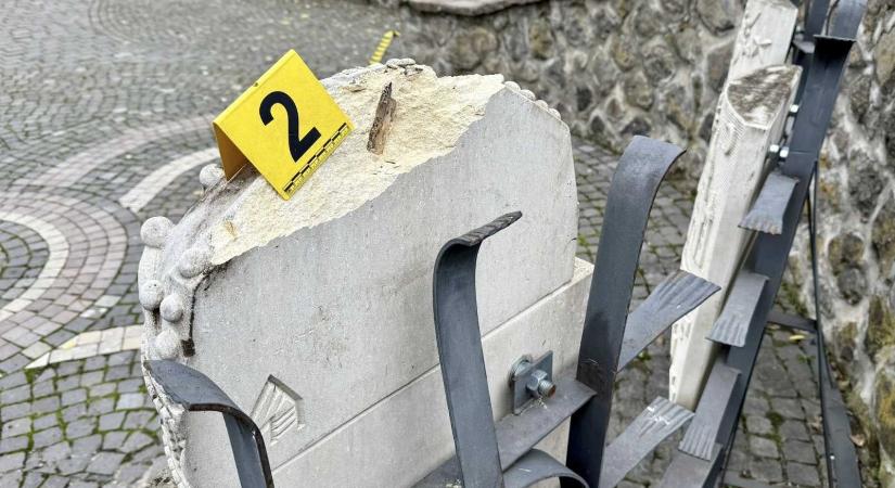 Házkutatást tartott a rendőrség: nem találták meg az udvarhelyi Szent Korona keresztjét