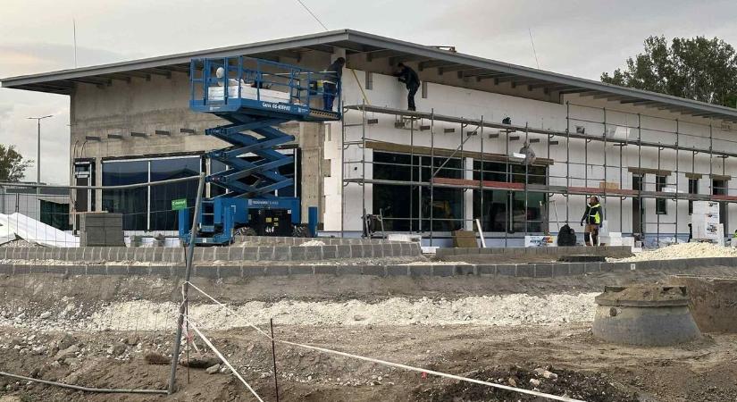 Kinőtt a földből: Ekkor nyitja új üzletét a McDonald's Fejérben (helyszíni fotók)