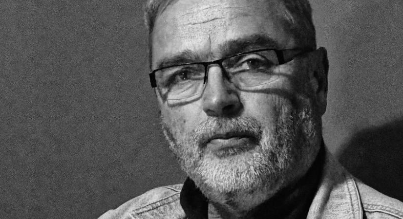 Á.Tóth József kiállítása csütörtökön nyílt a Miskolci Nemzeti Színházban - képekkel