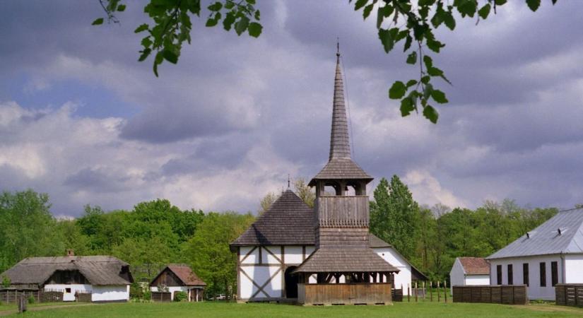Pásztorórák a Sóstói Múzeumfaluban