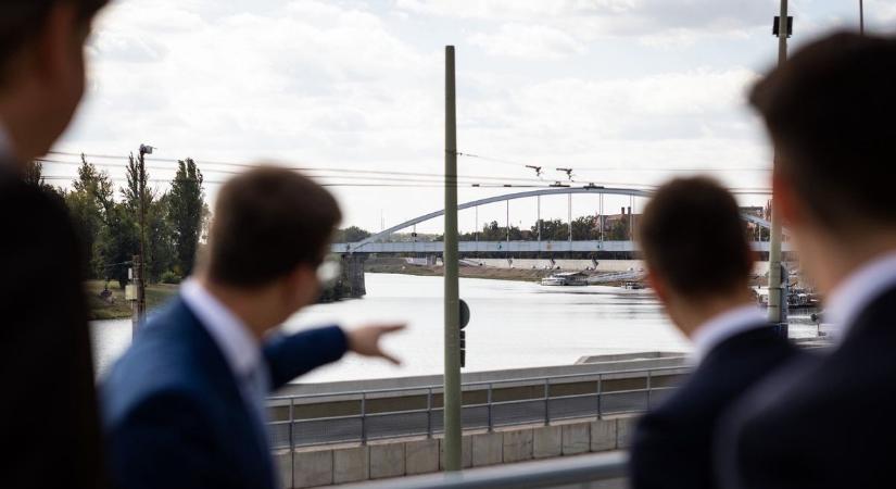 Bóka János Szegeden: az EU-bővítés most stratégiai kérdés