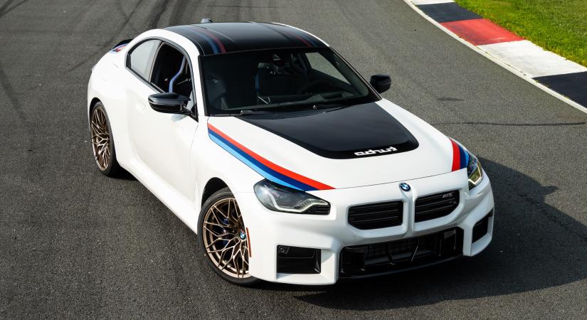 A BMW visszatér a gyökereihez: 2026 M2 Turbo Design Edition