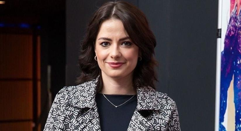 Lola a szüléséről: „Mintha egy gyorsvonat huszonötször átment volna rajtam”