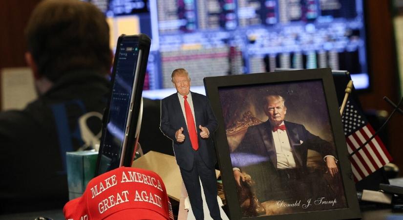 Trump elkezdte a saját képére gyúrni az amerikai tőzsdét is