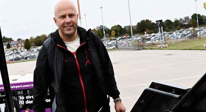 Arne Slot finomhangol, a PSG sztárjával erősítené a Liverpoolt