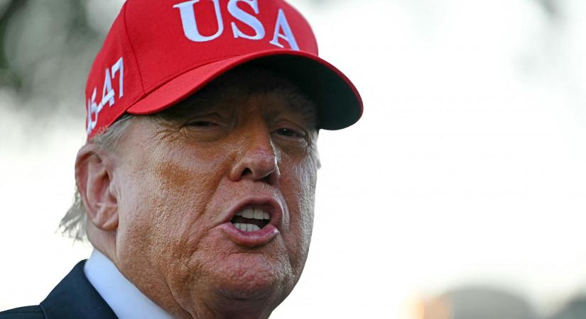 Donald Trump 100 százalékos vámot vet ki a kínai termékekre a meglévő 30 százalékon felül