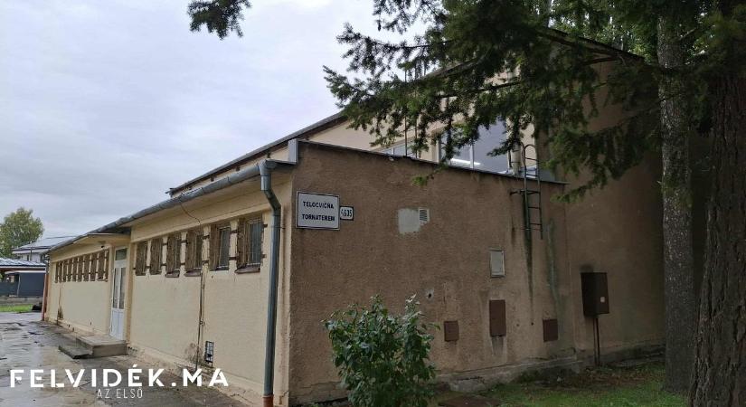 Végre megújul a lévai magyar alapiskola tornaterme