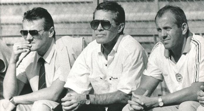 Elhunyt Mezey György