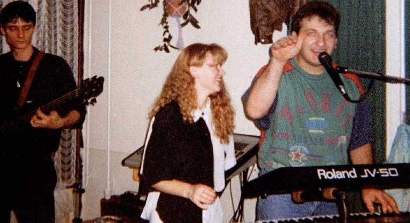 Legendás zenekar alapítója varázsolta vissza a ’90-es évek hangulatát a zalai faluba